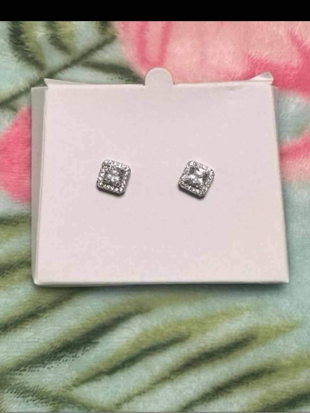 Sparkly Square Halo Stud Earrings Silver Clear CZ Crystal Elegant Brand New - Picture 2 of 6